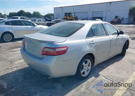 2007 Toyota Camry Ce/Le/Xle/Se z USA, uszkodzony, nr VIN 4T1BE46K27U103722